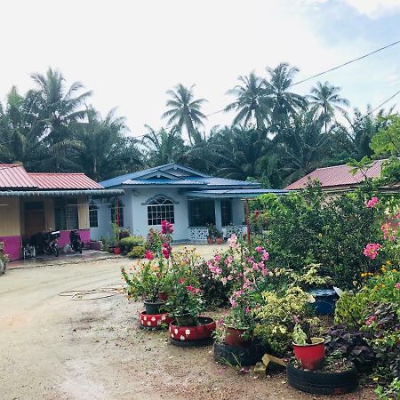 Atocha Homestay - Terong@Taiping Kampong Salak Exterior photo